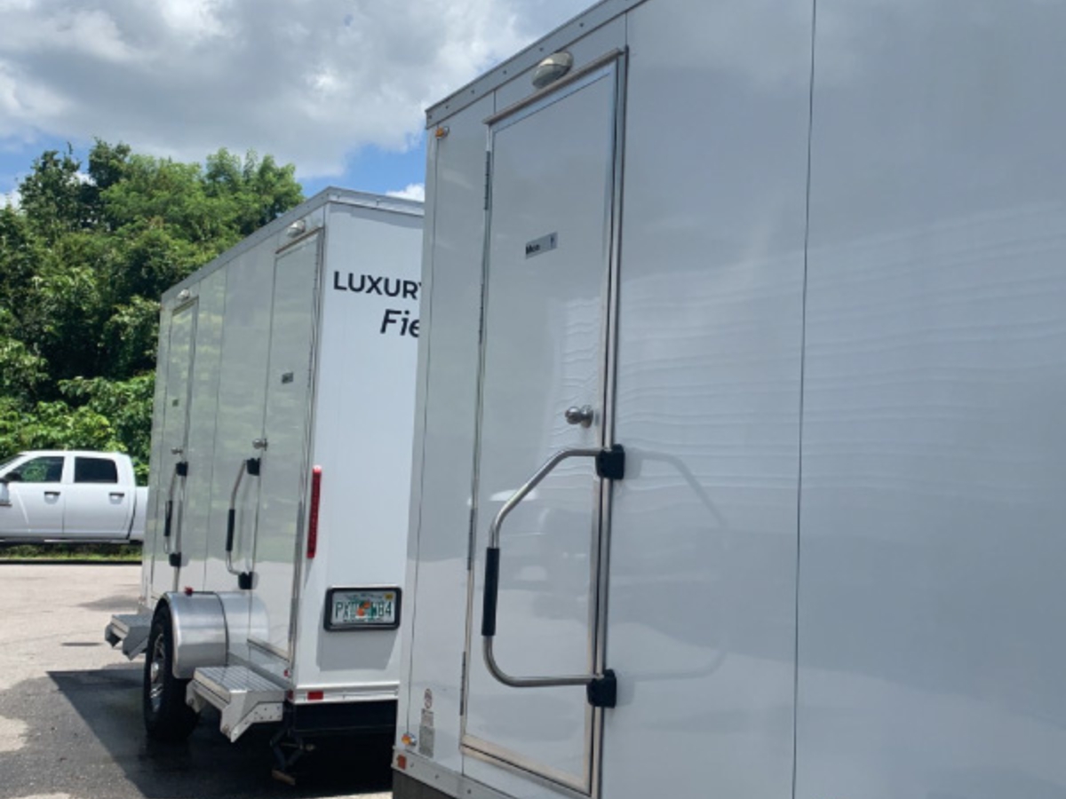 trailer restroom rental in Tampa